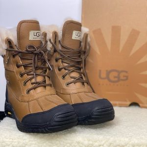 UGG Adirondack ||| Faux Leather Boots